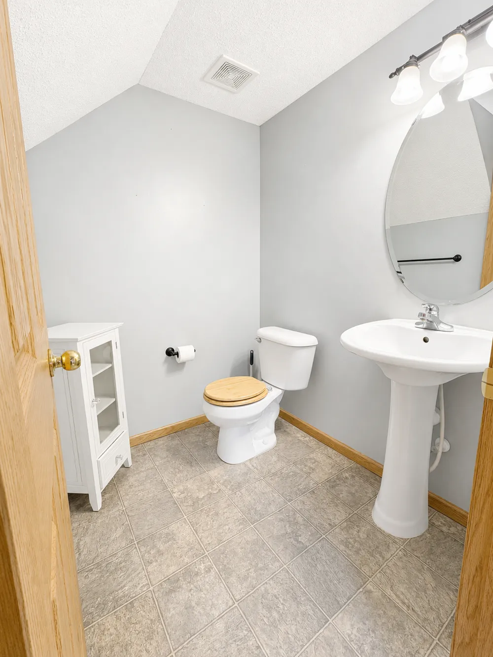 424 Frederick Circle #606 Hastings, MN 55033