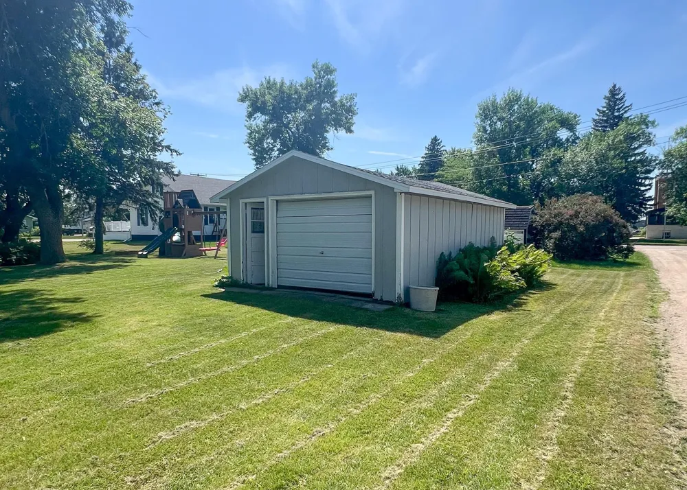 212 Norman Avenue NW Twin Valley, MN 56584