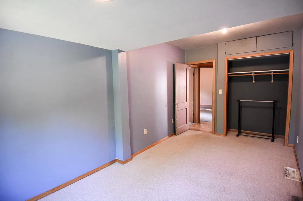 237 E Nelson Avenue Warren, MN 56762