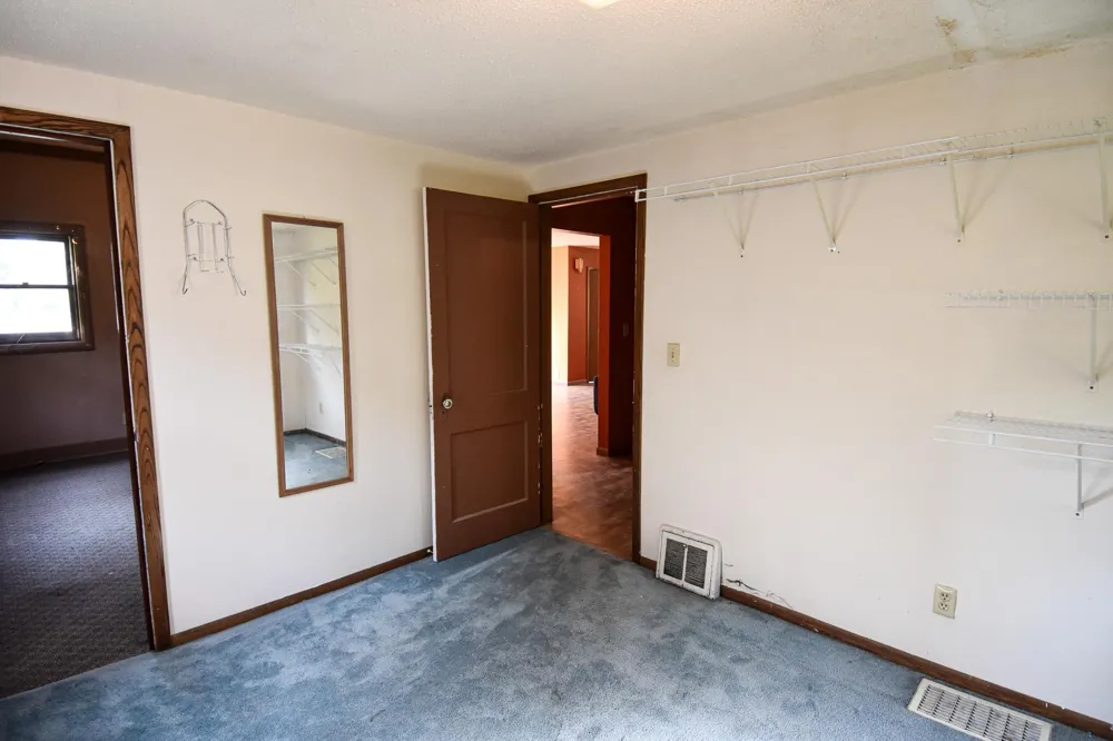 237 E Nelson Avenue Warren, MN 56762