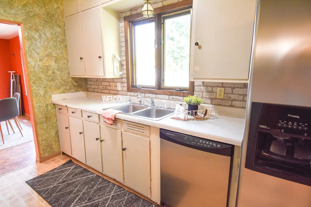 237 E Nelson Avenue Warren, MN 56762