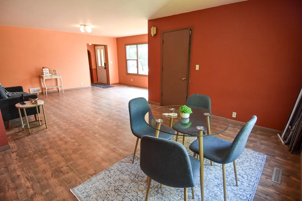 237 E Nelson Avenue Warren, MN 56762