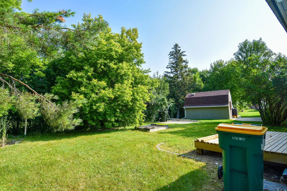 237 E Nelson Avenue Warren, MN 56762
