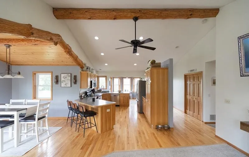 9199 50th Street NW Annandale, MN 55302