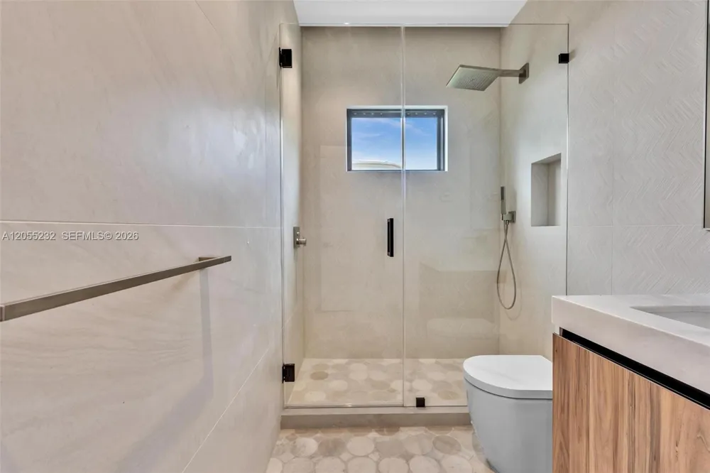 6020 Alton Rd Miami Beach, FL 33140