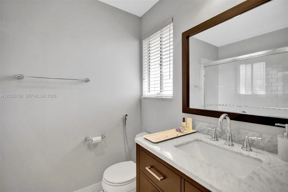 12471 NW 3 St #D2 Plantation, FL 33325