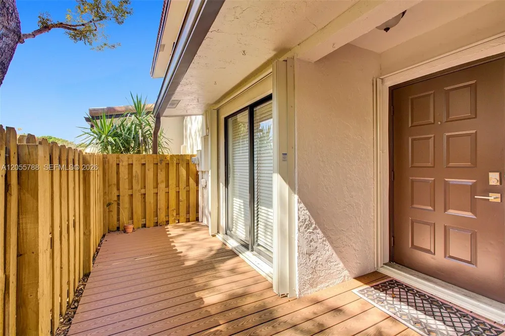 12471 NW 3 St #D2 Plantation, FL 33325