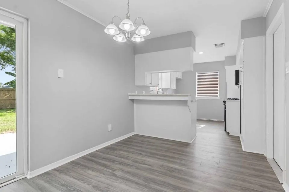 1853 El Mar Lane Seabrook, TX 77586