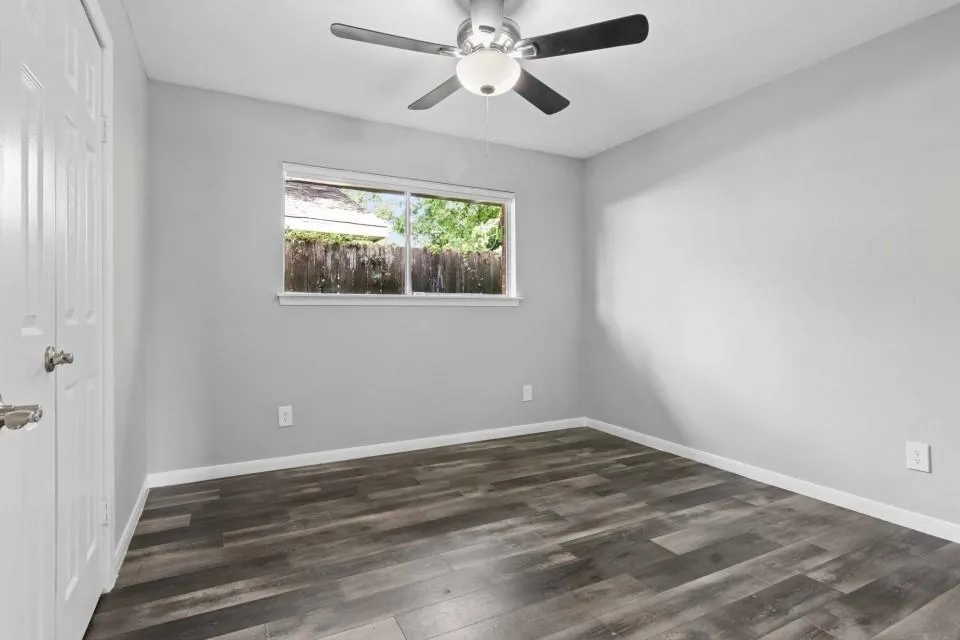 1853 El Mar Lane Seabrook, TX 77586