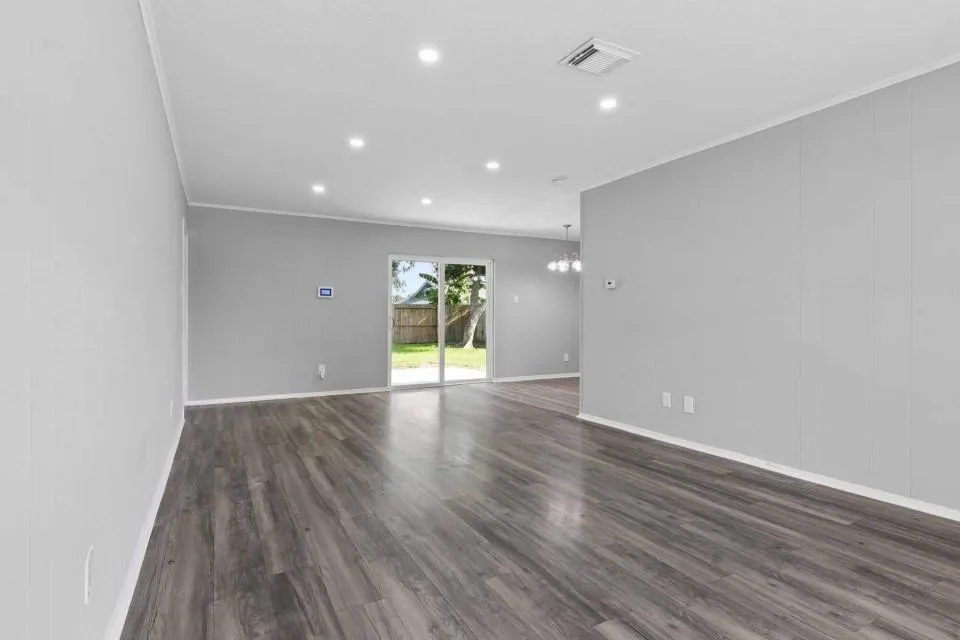 1853 El Mar Lane Seabrook, TX 77586