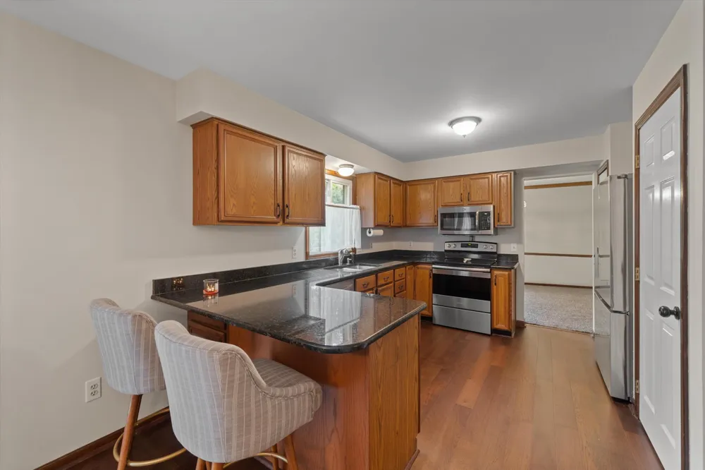 25872 Hunt Club Boulevard Farmington, MI 48335