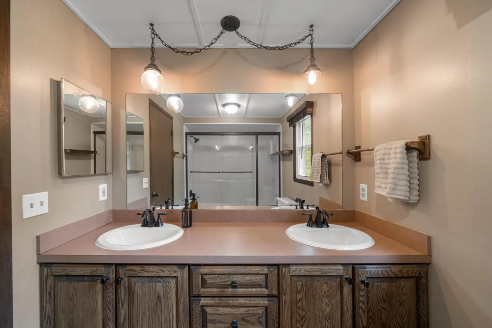 25872 Hunt Club Boulevard Farmington, MI 48335