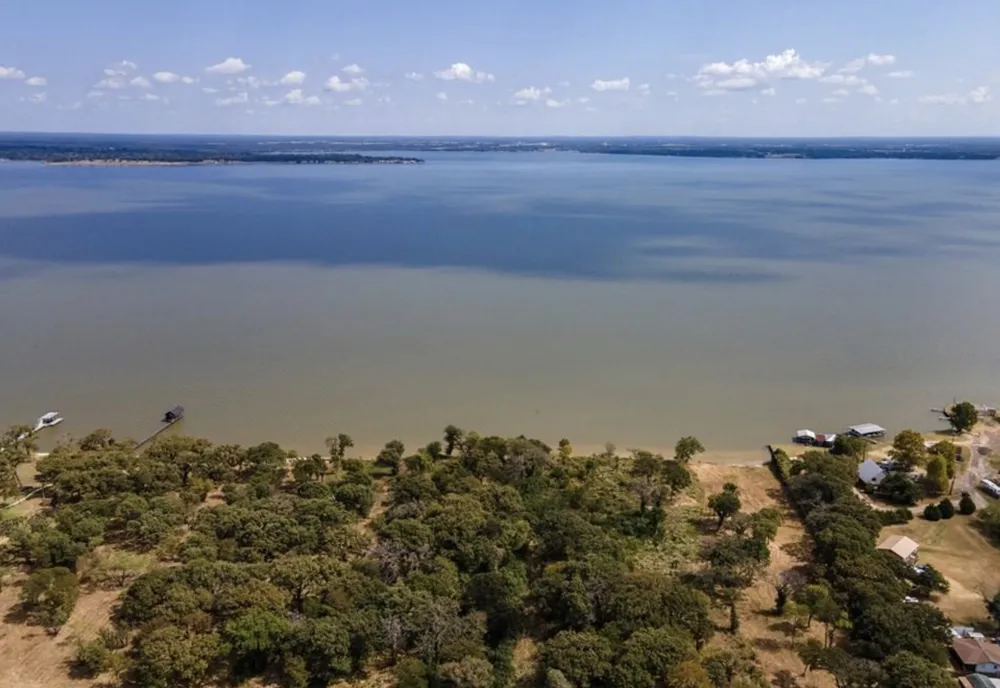8967 Southern Shore Court Kemp, TX 75143