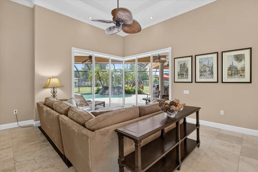 9427 EDDINGS ROAD Odessa, FL 33556
