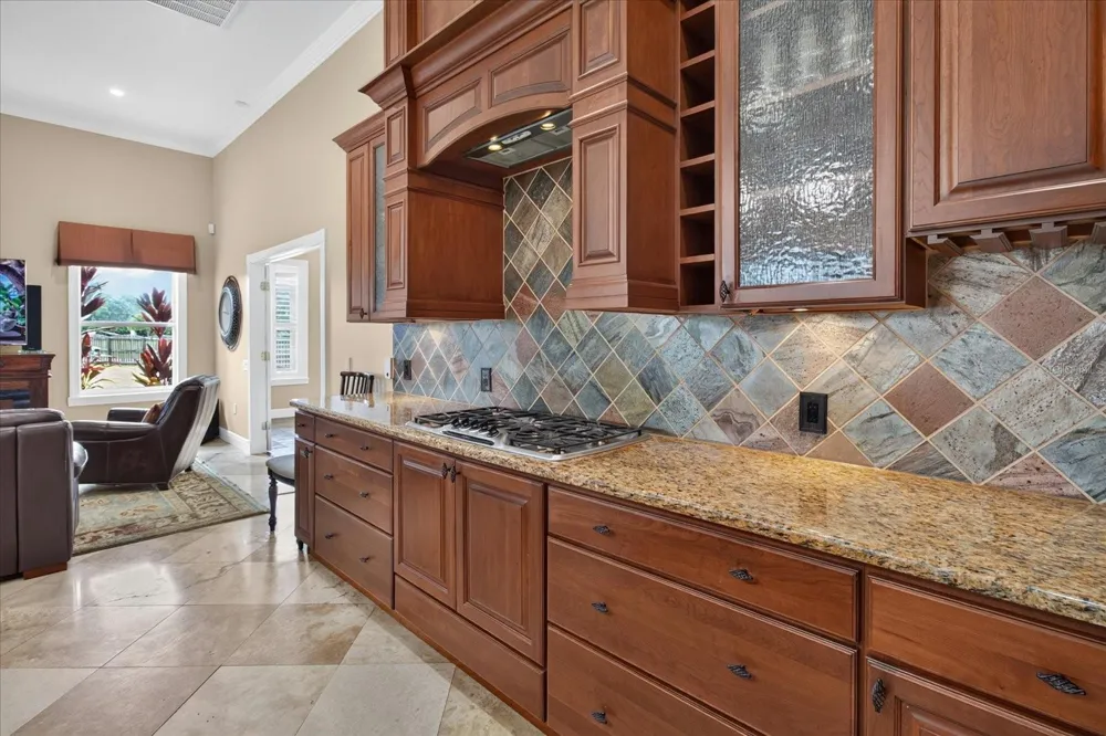 9427 EDDINGS ROAD Odessa, FL 33556