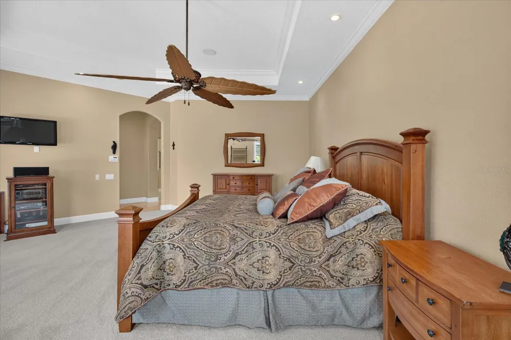 9427 EDDINGS ROAD Odessa, FL 33556