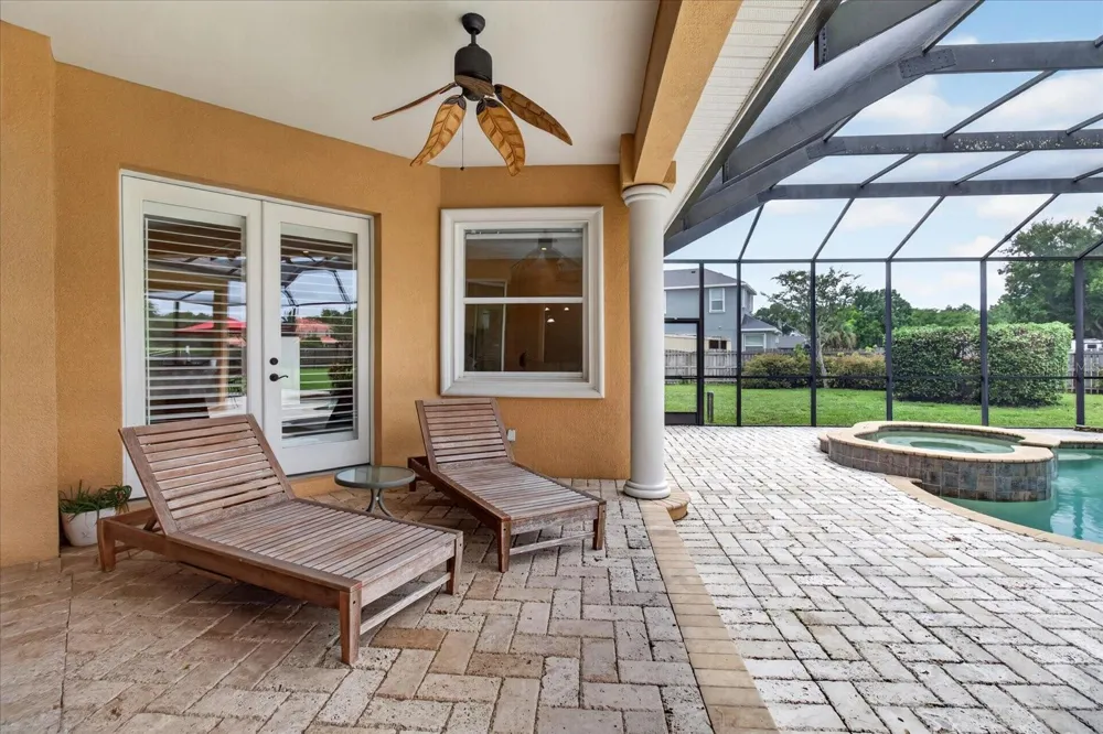 9427 EDDINGS ROAD Odessa, FL 33556