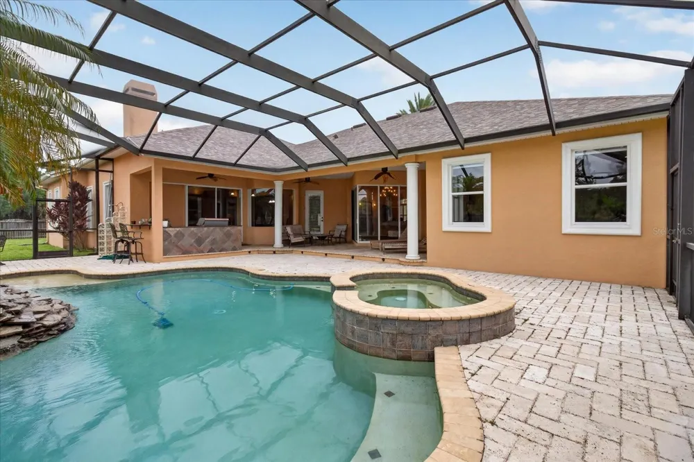 9427 EDDINGS ROAD Odessa, FL 33556