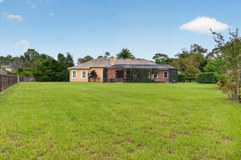 9427 EDDINGS ROAD Odessa, FL 33556