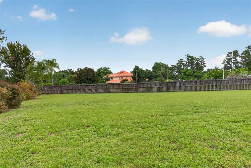 9427 EDDINGS ROAD Odessa, FL 33556