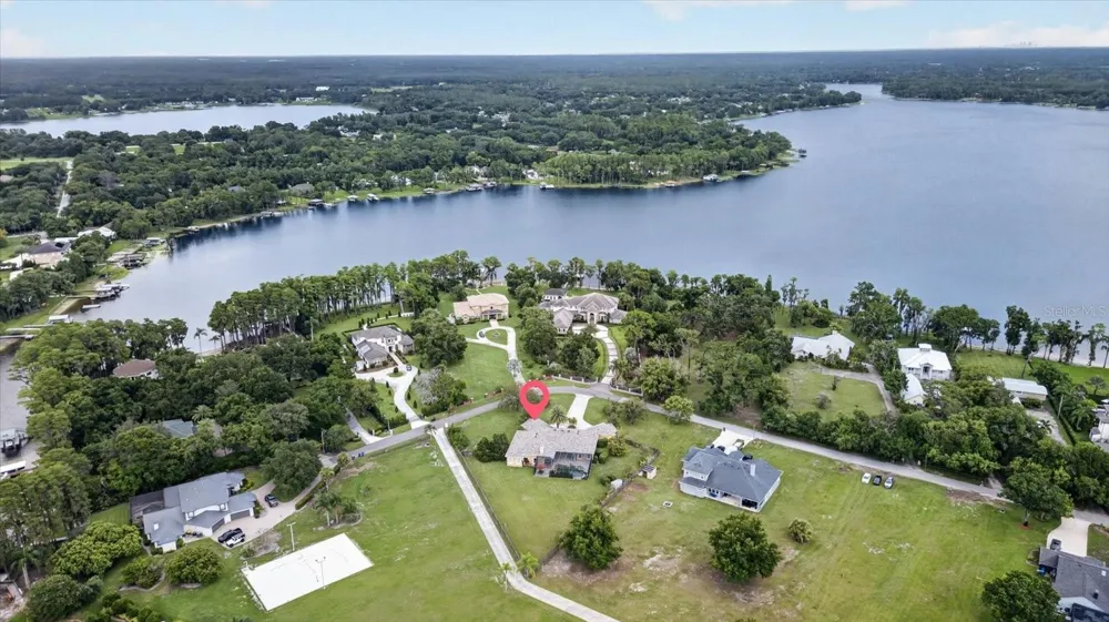 9427 EDDINGS ROAD Odessa, FL 33556