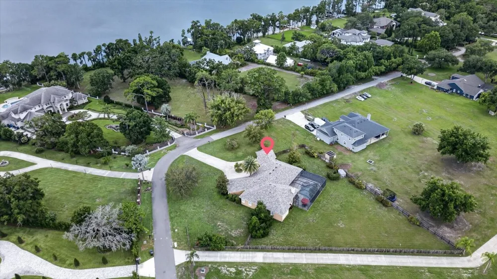 9427 EDDINGS ROAD Odessa, FL 33556