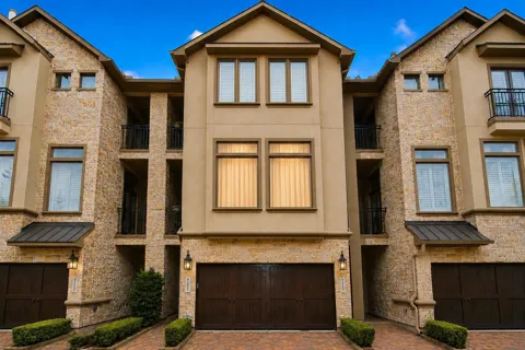 843 Rosastone Trail