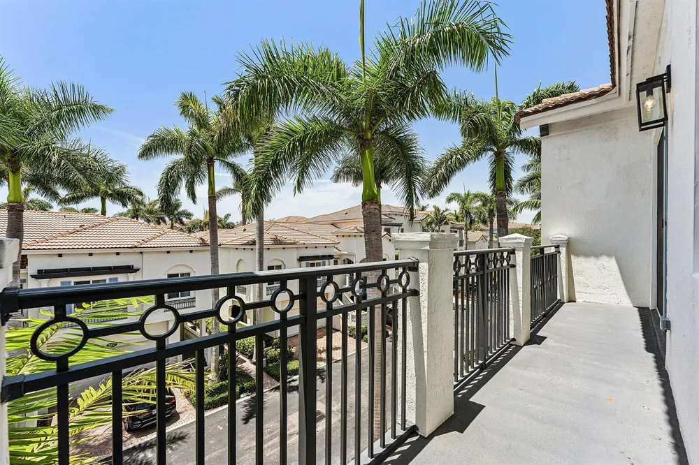 3030 WATERSIDE CIRCLE Boynton Beach, FL 33435