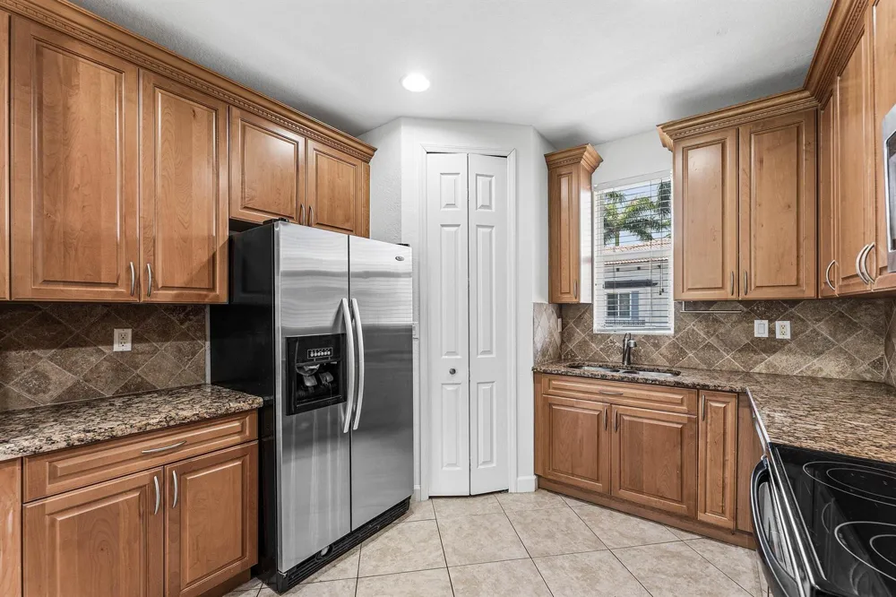 3030 WATERSIDE CIRCLE Boynton Beach, FL 33435