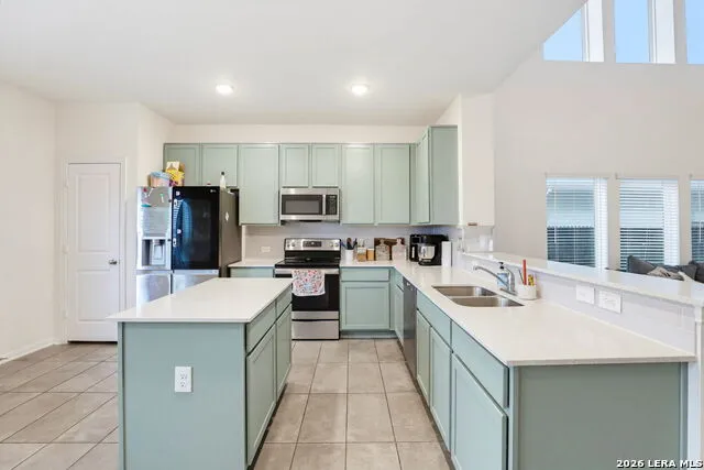 3813 Annalise Ave Seguin, TX 78155
