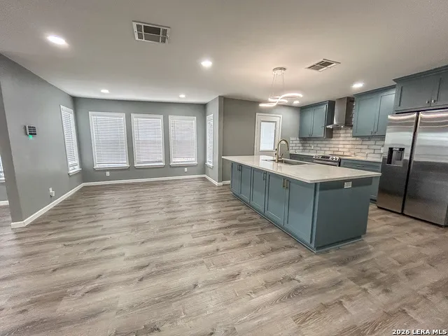 905 E Corpus Christi Beeville, TX 78102