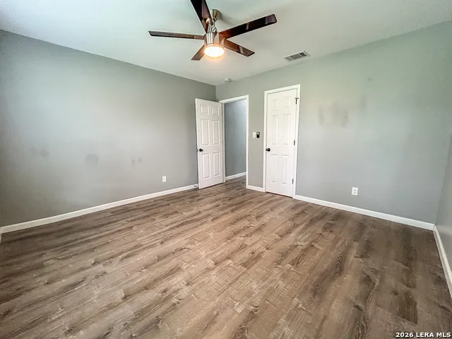 905 E Corpus Christi Beeville, TX 78102
