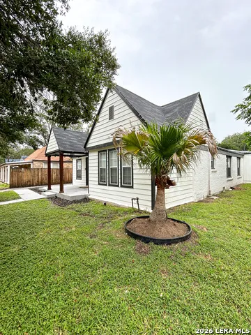 905 E Corpus Christi Beeville, TX 78102