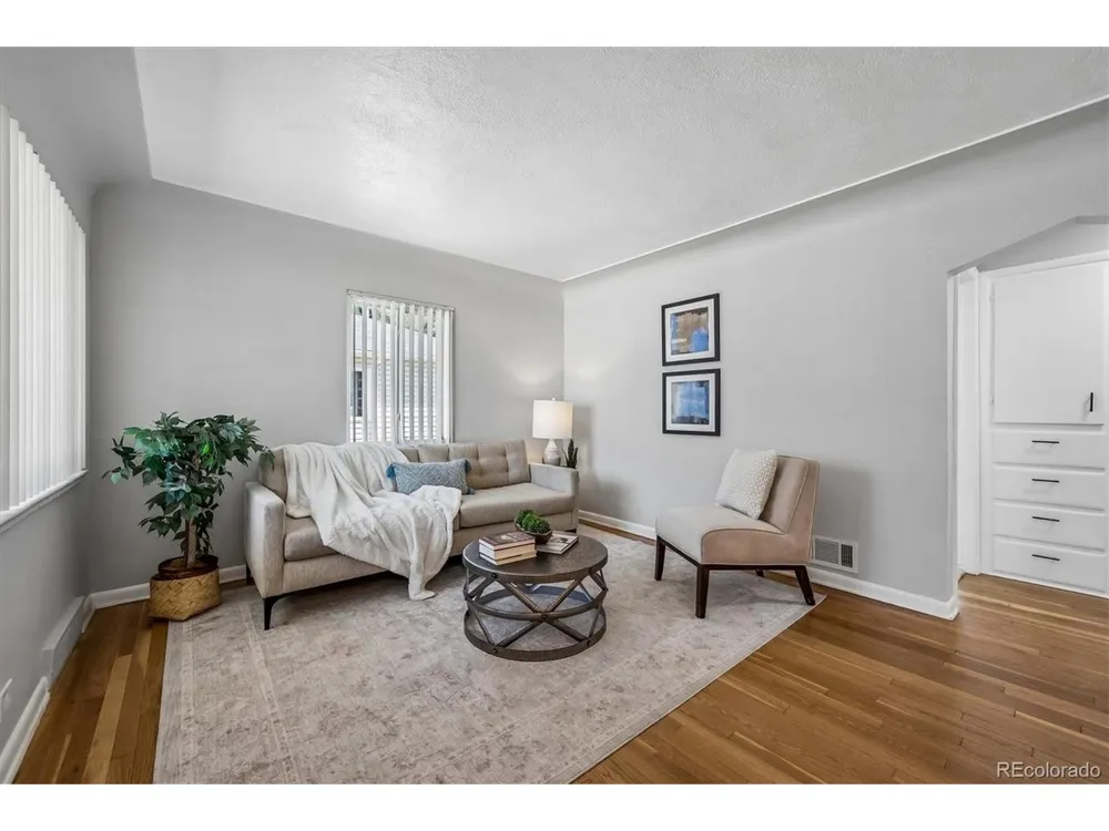 3158 S Fox Street Englewood, CO 80110