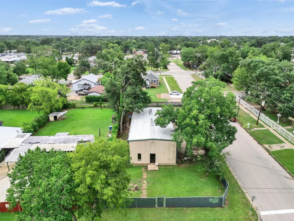 301 Murray Street Conroe, TX 77301
