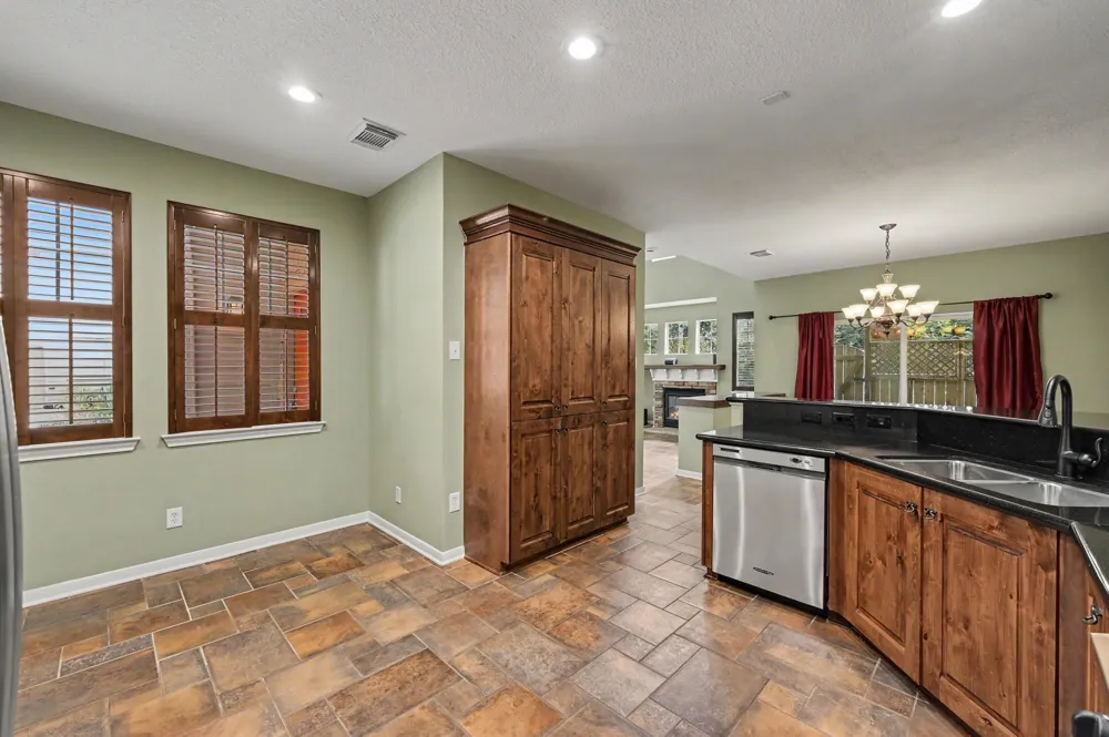 73 Scarlet Woods Court The Woodlands, TX 77380