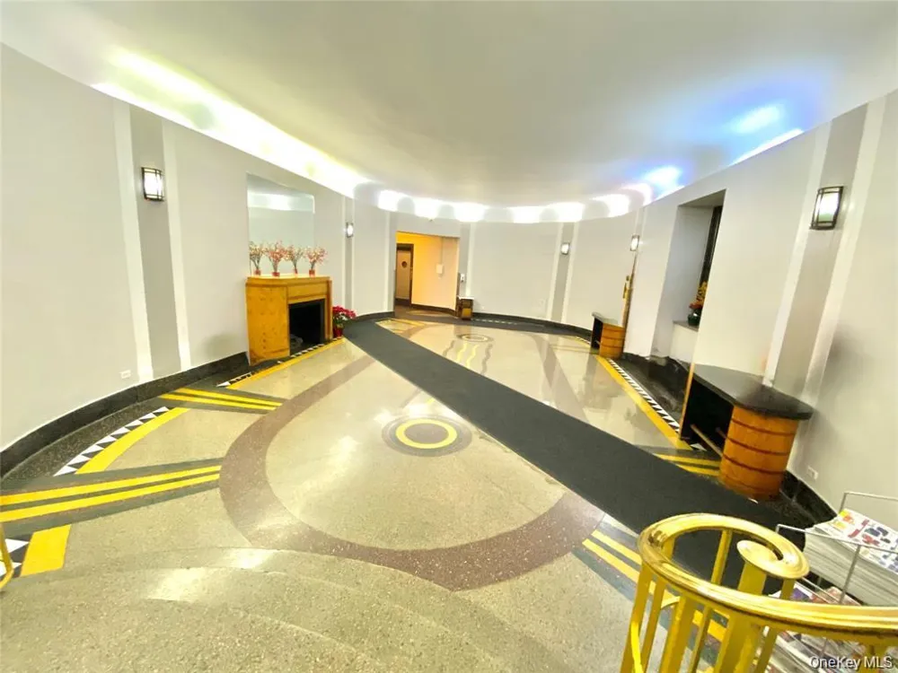 190 E Mosholu Parkway S #1J Bronx, NY 10458