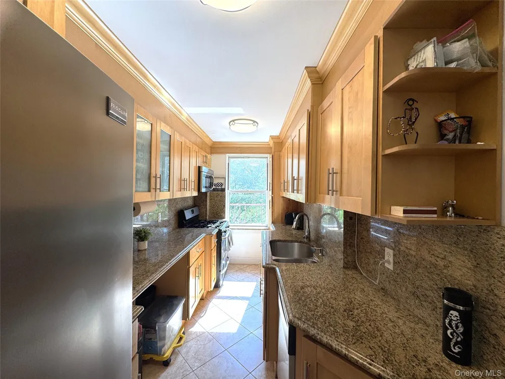 141-02 78th Road #3K Flushing, NY 11367