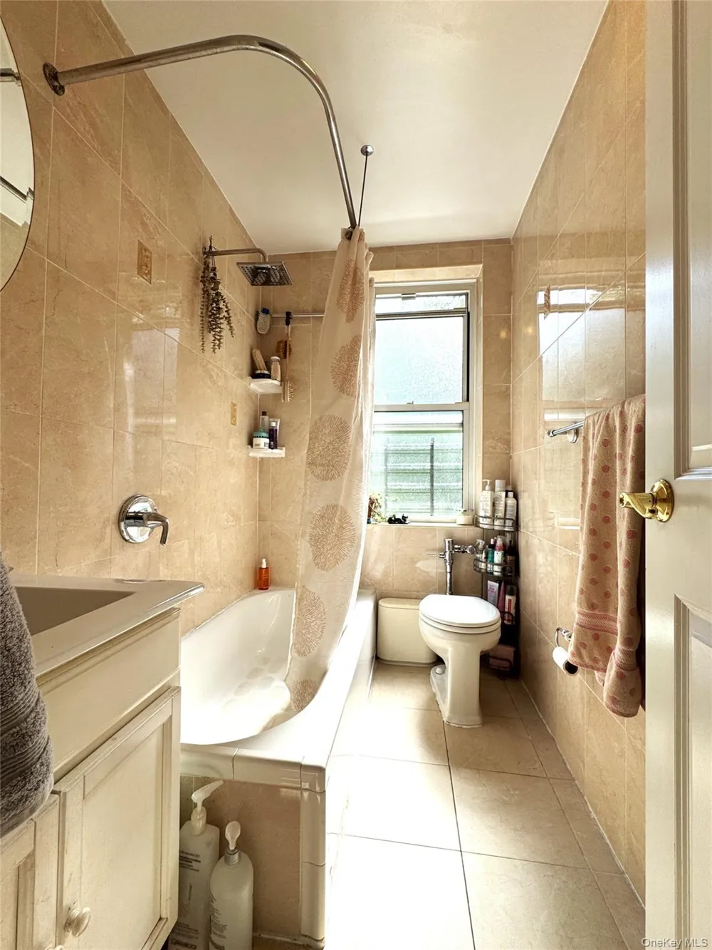 141-02 78th Road #3K Flushing, NY 11367