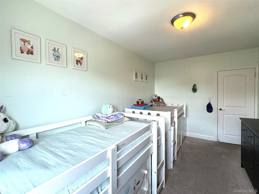 141-02 78th Road #3K Flushing, NY 11367
