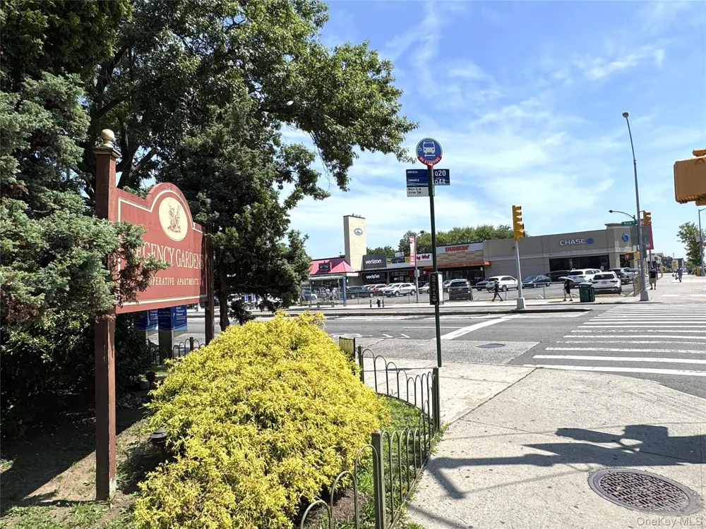 141-02 78th Road #3K Flushing, NY 11367