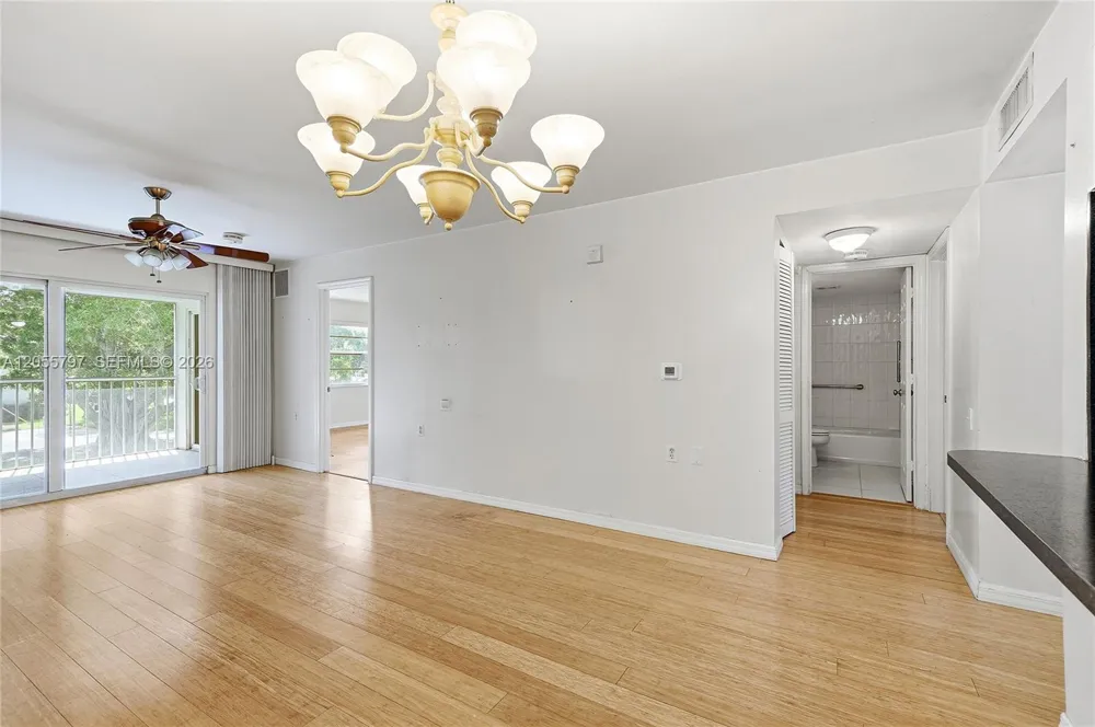 1105 Bahama Bnd #F2 Coconut Creek, FL 33066