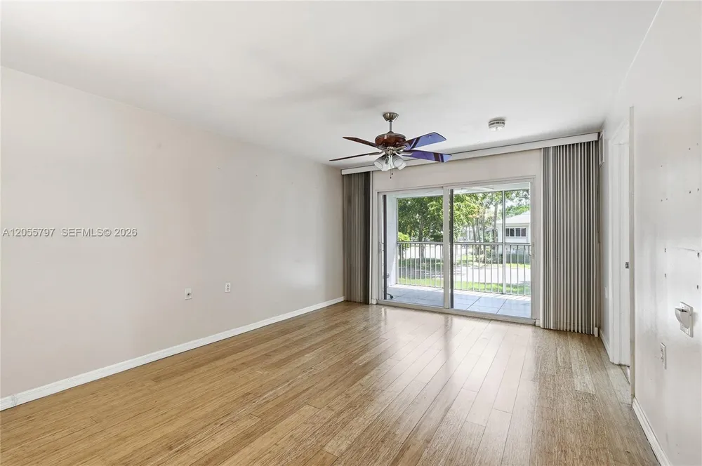 1105 Bahama Bnd #F2 Coconut Creek, FL 33066