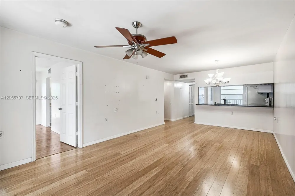 1105 Bahama Bnd #F2 Coconut Creek, FL 33066