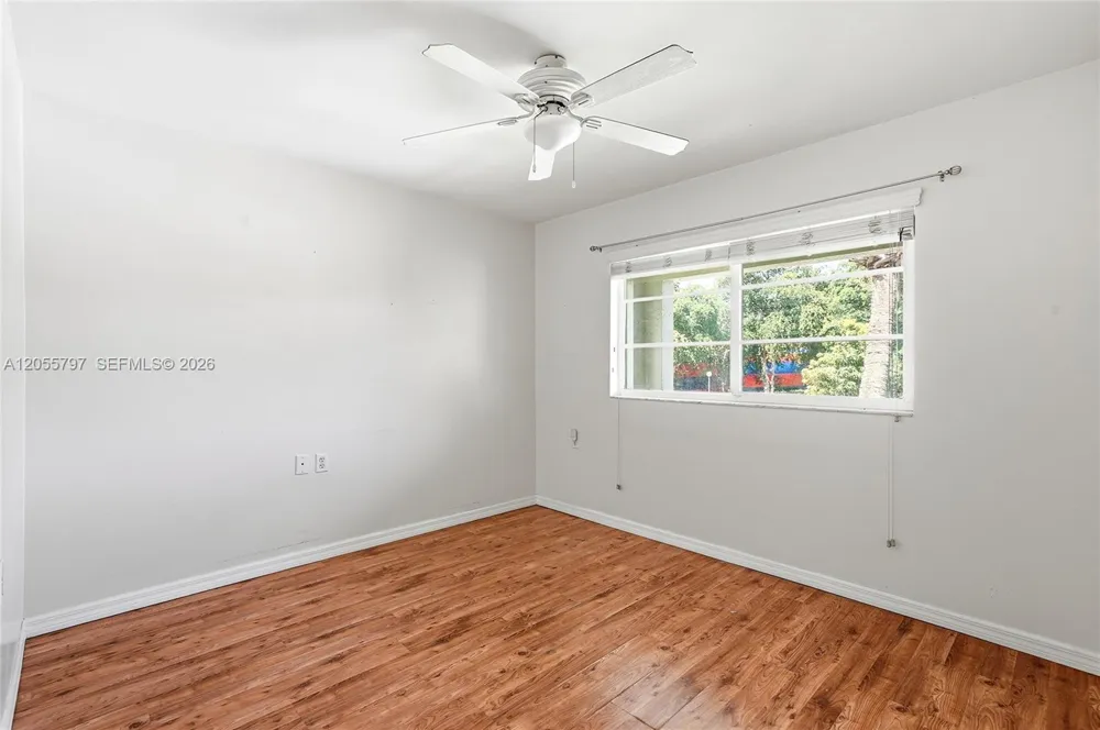 1105 Bahama Bnd #F2 Coconut Creek, FL 33066