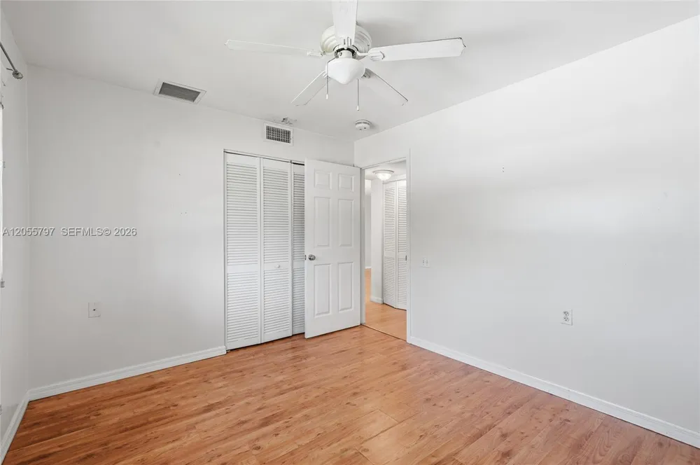 1105 Bahama Bnd #F2 Coconut Creek, FL 33066