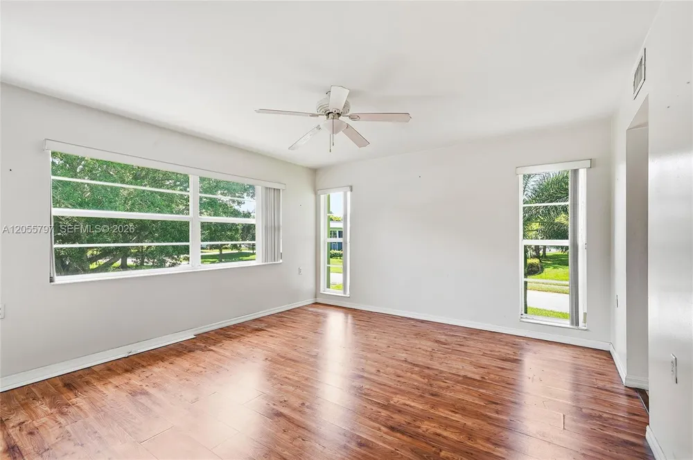 1105 Bahama Bnd #F2 Coconut Creek, FL 33066