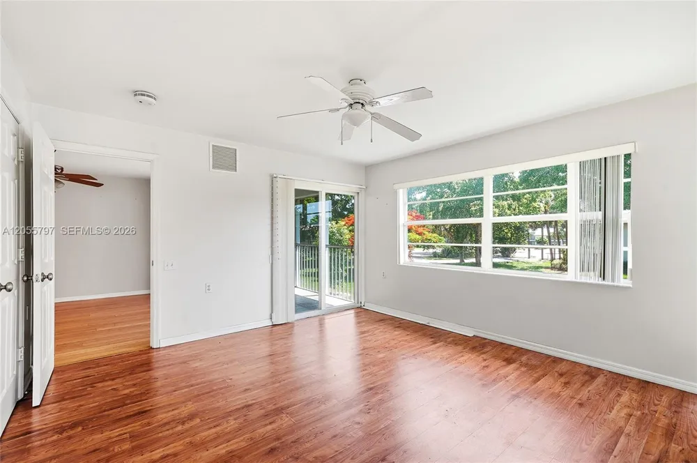 1105 Bahama Bnd #F2 Coconut Creek, FL 33066