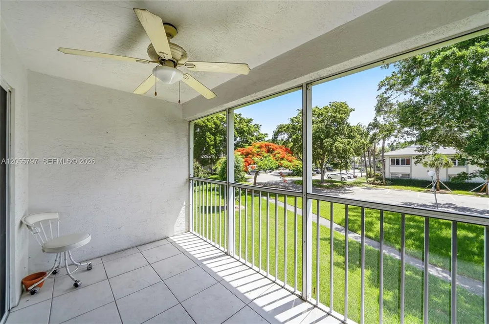 1105 Bahama Bnd #F2 Coconut Creek, FL 33066