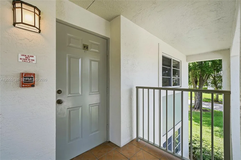 1105 Bahama Bnd #F2 Coconut Creek, FL 33066
